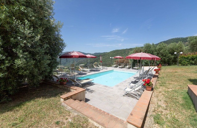 Hermoso apartamento con A/C, piscina, WIFI, TV, mascotas permitida, vista panorámica y aparcamiento