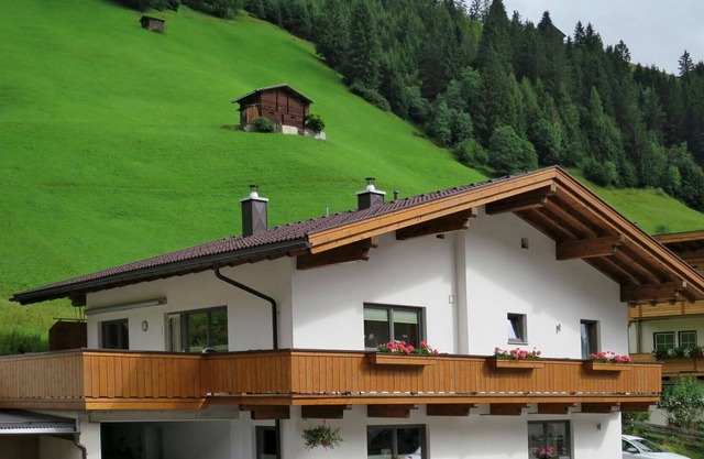 Precioso apartamento para 8 personas con WIFI, TV, terraza y aparcamiento