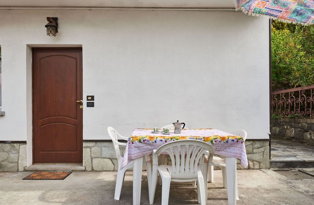 Hermoso apartamento para 7 personas con WIFI, TV, terraza, mascotas permitida y aparcamiento
