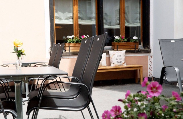Lovely apartment for 4 guests with WIFI, TV, balcony, pets allowed, panoramic view and parking
