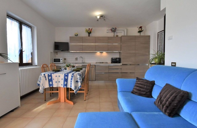 Acogedor apartamento para 4 personas con WIFI, TV, terraza, mascotas permitida y aparcamiento