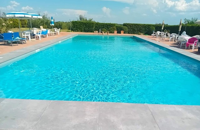Precioso apartamento para 4 personas con piscina, WIFI, mascotas permitida y aparcamiento