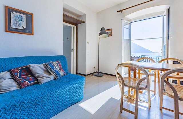 Bonito apartamento con A/C, WIFI, TV, balcón y vista panorámica, cerca de Portofino