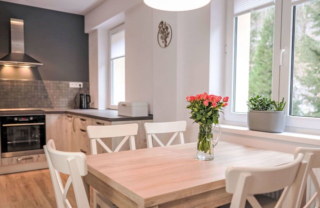 Hermoso apartamento para 5 personas con WIFI, TV, vista panorámica y aparcamiento