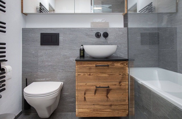Hermoso apartamento para 6 personas con piscina, WIFI, TV, balcón, vista panorámica y aparcamiento