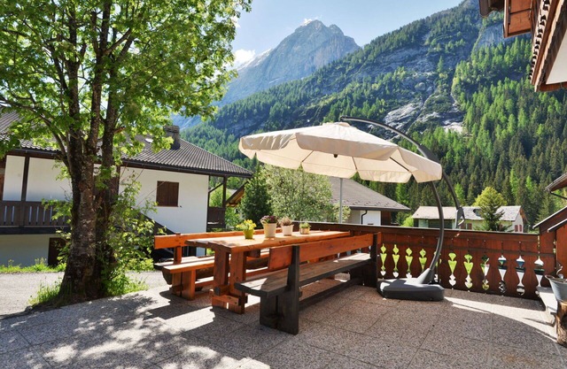 Hermoso apartamento para 6 personas con WIFI, TV y patio