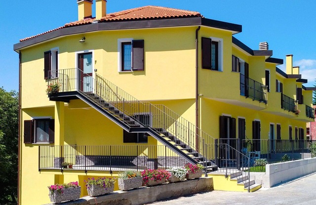 Precioso apartamento con WIFI, TV, patio, mascotas permitida, vista panorámica y aparcamiento