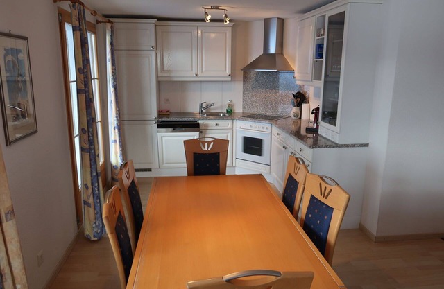 Acogedor apartamento con WIFI, TV, terraza, mascotas permitida, vista panorámica y aparcamiento