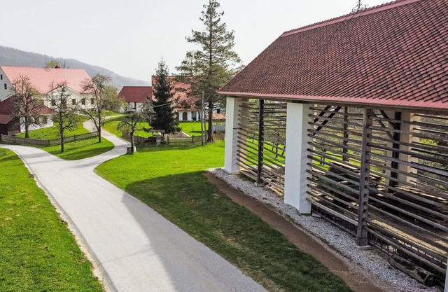Acogedor apartamento para 8 personas con piscina, WIFI, TV y aparcamiento