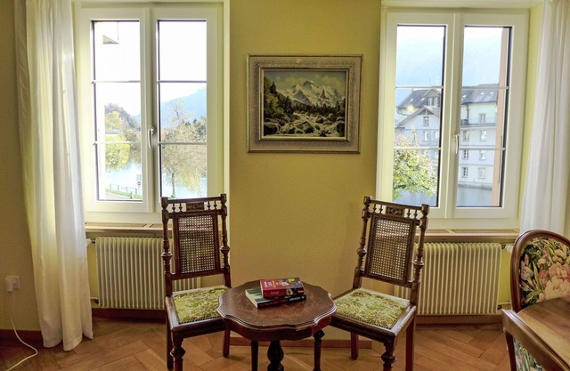 Hermoso apartamento para 4 personas con WIFI, TV, patio y aparcamiento