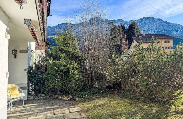 Hermoso apartamento para 4 personas con WIFI, TV, patio, vista panorámica y aparcamiento