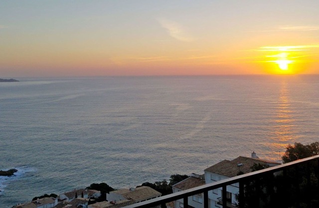 Lovely apartment for 4 people with WIFI, TV, terrace and parking