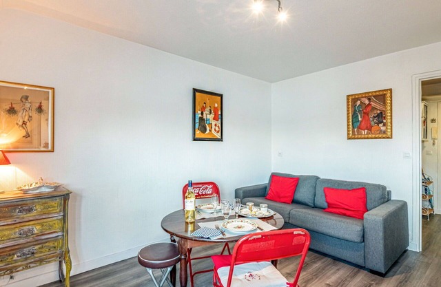 Bonito apartamento para 2 personas con WIFI, TV, mascotas permitida y aparcamiento
