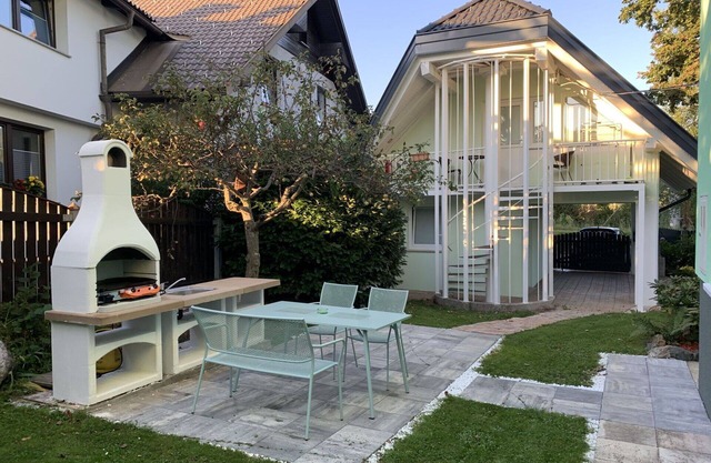 Precioso apartamento para 5 personas con WIFI, A/C, piscina, TV y aparcamiento