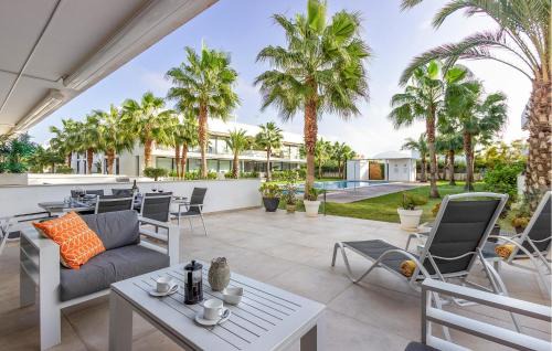 Lovely Apartment In Mar De Cristal