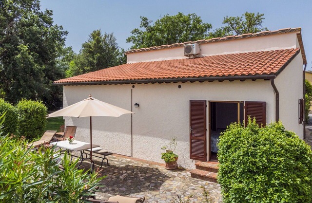 Bonito apartamento en villa con A/C, piscina, WIFI, patio, vista panorámica y aparcamiento