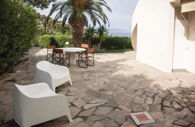 Lovely Apartment In Porto Heli Ermioni