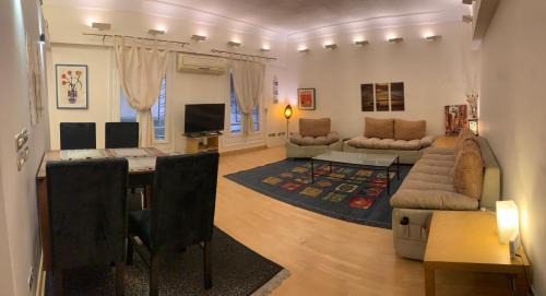 Lovely apartment in Roushdy.