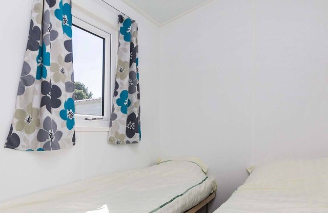Acogedor apartamento en villa con piscina, bañera de hidromasaje, TV, terraza y aparcamiento