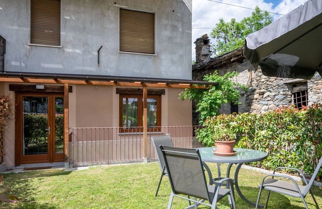 Precioso apartamento para 2 personas con WIFI, TV, patio y aparcamiento