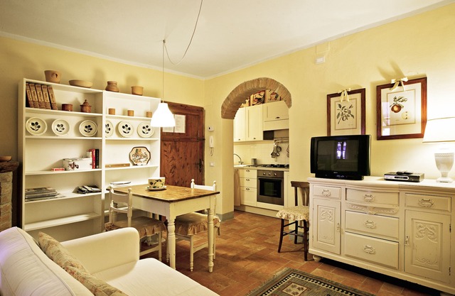 Piso en una residencia típica de la Toscana con piscina