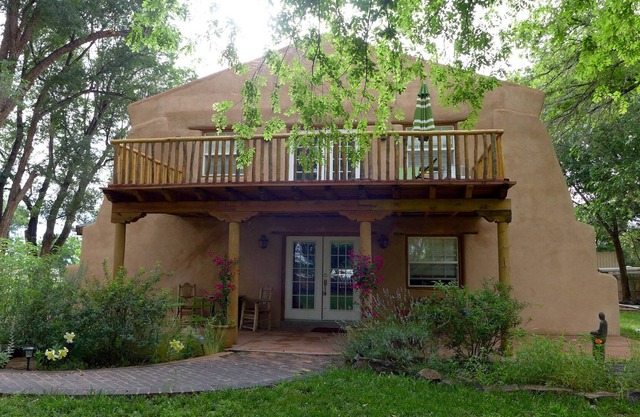 Encantadora del artista Loft / Estudio en un entorno rural