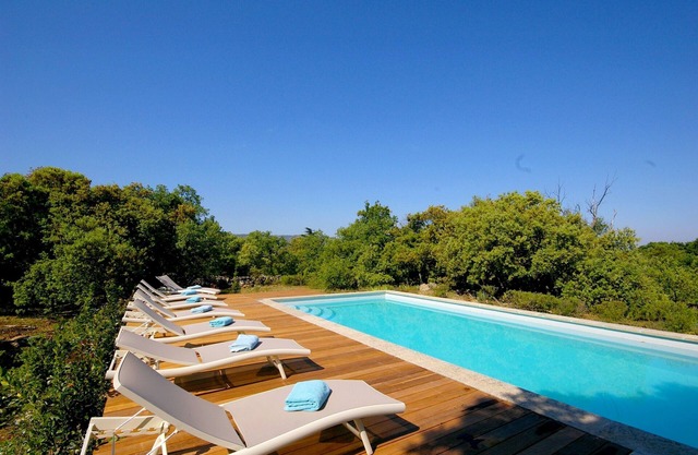 PROVENZAL ENCANTADOR 5 * - idílico enclave - Piscina climatizada Petanca