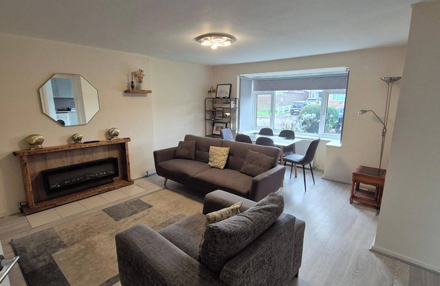 Lovely & Beautiful 2 Bed-Apartment in Borehamwood