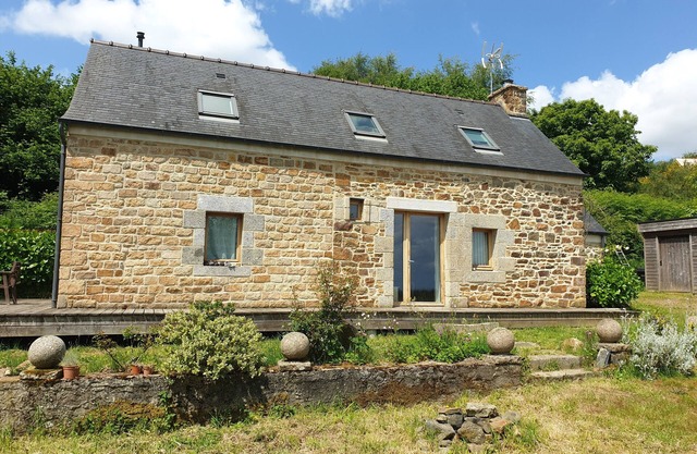 Lovely Breton countryside for your little family