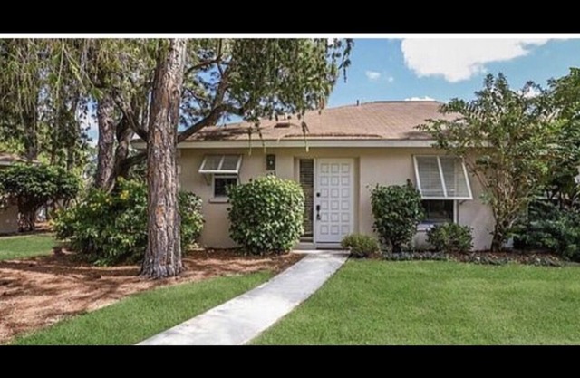 Lovely Condo 10 minutes to the Beach