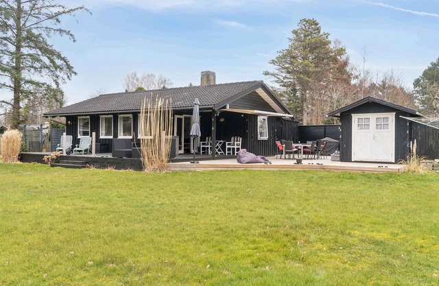 Lovely cottage in peaceful surroundings