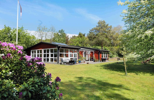 Lovely cottage in recreation area