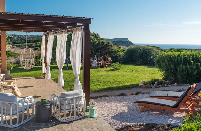 Bonita casa con vistas al mar, a poca distancia de la idílica playa: casa Ginepro