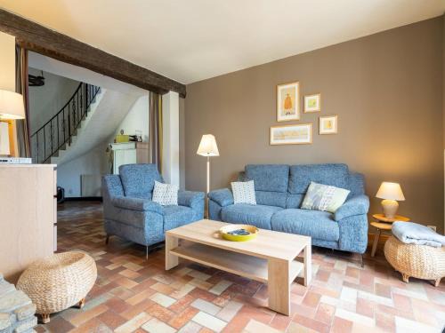 Lovely country house with private pool