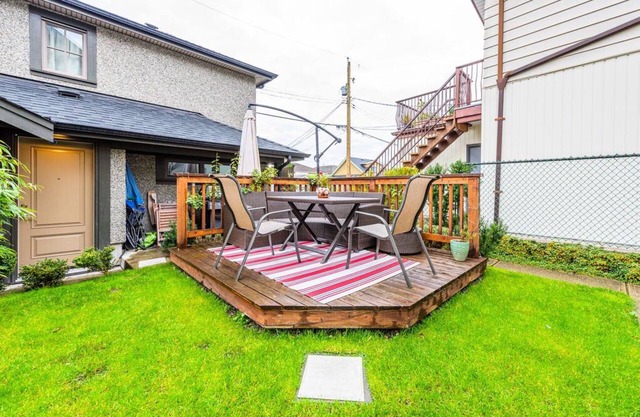 Lovely & Cozy 1BD Basement Suite.
