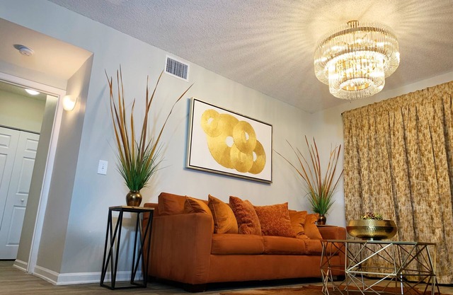 Lovely Elegant 2 Bed 2 Bath in Miramar
