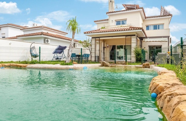 Lovely home in Bollullos de la Mitacion