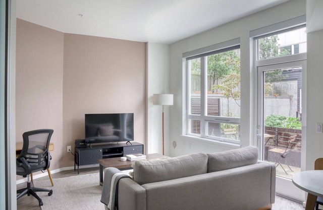 Lovely First Hill 1br w/ Gym & BBQ, nr park, by Blueground