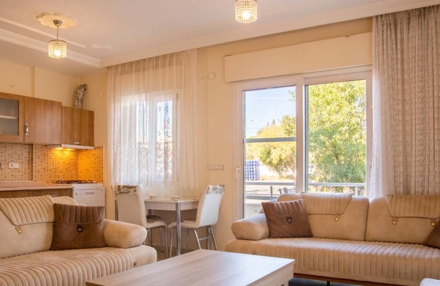 Lovely Flat with Balcony in Cesme Close to Sea
