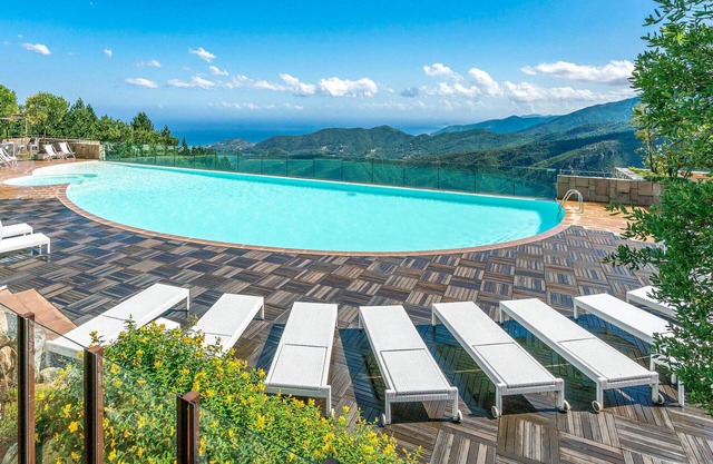 Preciosa casa en Magliolo-Finale Ligure