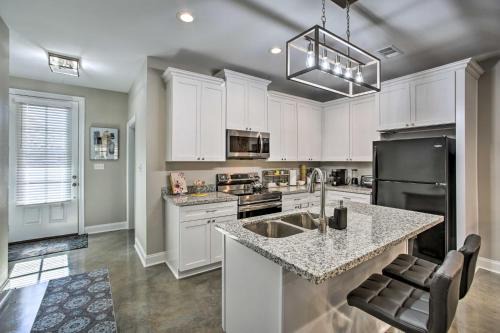 Lovely Hammond Getaway with Patio and Yard!