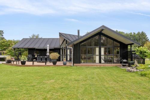 Lovely Holiday Home In Helberskov