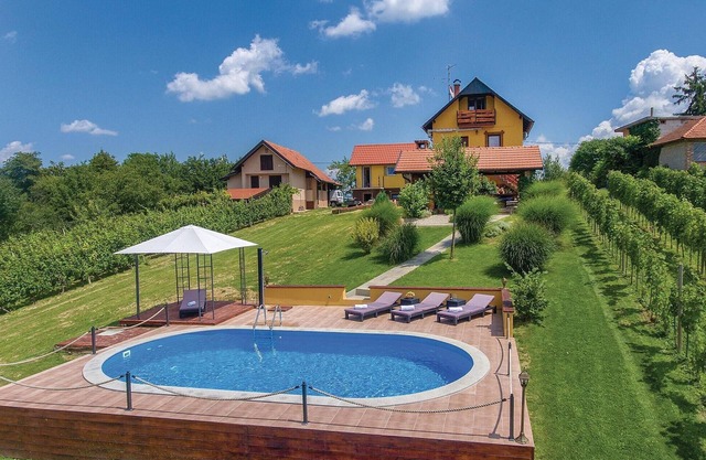 Preciosa casa en Varazdinske Toplice