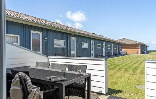 Lovely Home In Bogense With House Sea View