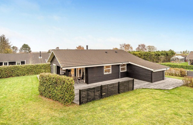 Preciosa casa en Bogø By con sauna