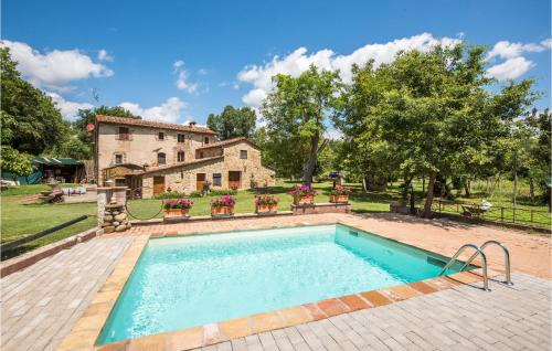 Lovely Home In Casole Delsa