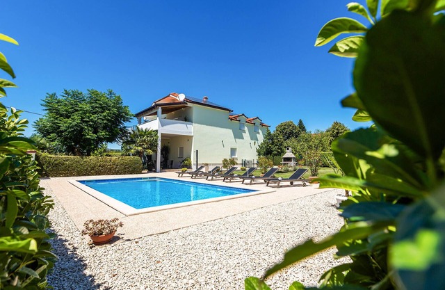 Preciosa casa en Donji Prolozac