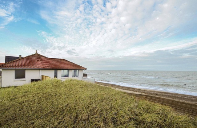 Preciosa casa en Frøstrup con sauna