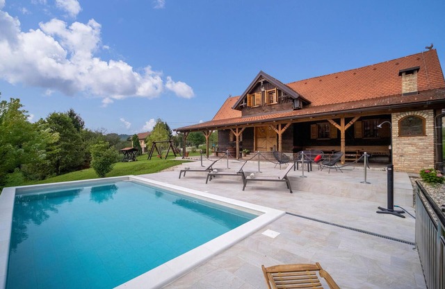 Preciosa casa en Gornji Trpuci con WiFi