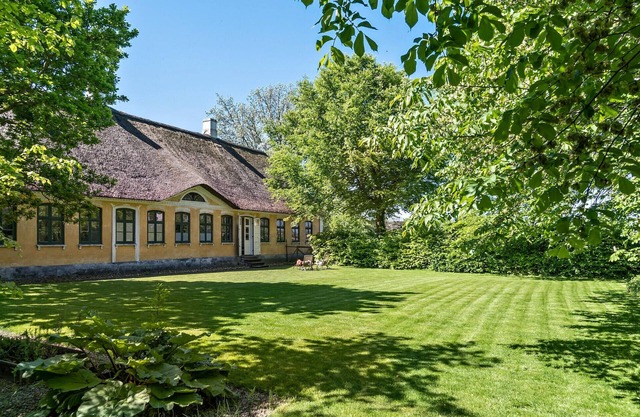 Preciosa casa en Haderslev con cocina.